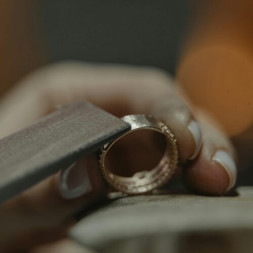 Riparazioni Gioielli 11 banner cikorefice riparazione gioielli 500x500 1